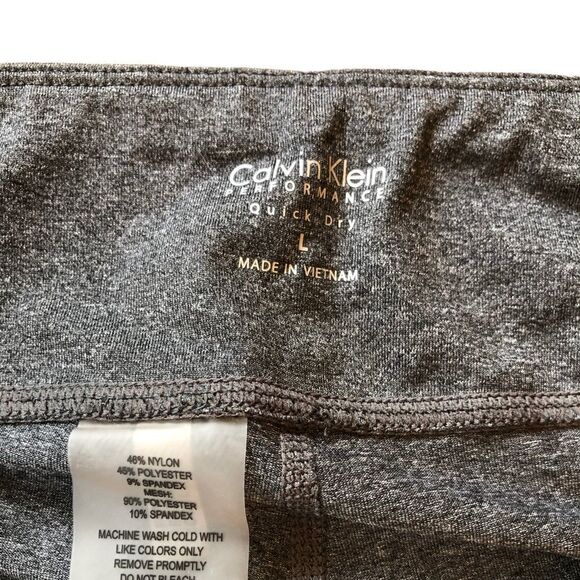 calvin Klein Capris EUC - Picture 6 of 11